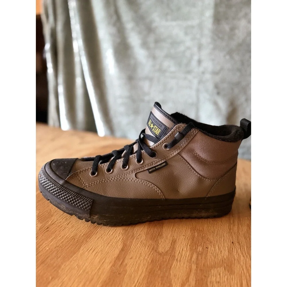 Converse Chuck Taylor All Star Malden Street Mid Boots Taupe 10.5 Mens